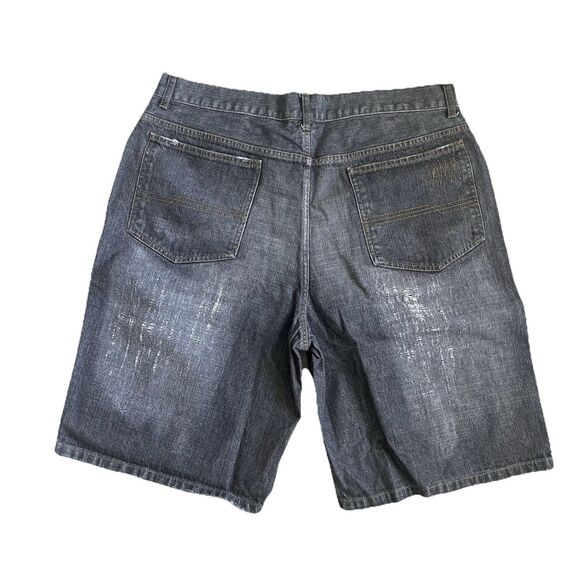Vintage Foot Locker Sz. 40 Gray Wash Denim Jean Shorts Distressed 90’s Hip Hop - Picture 2 of 5